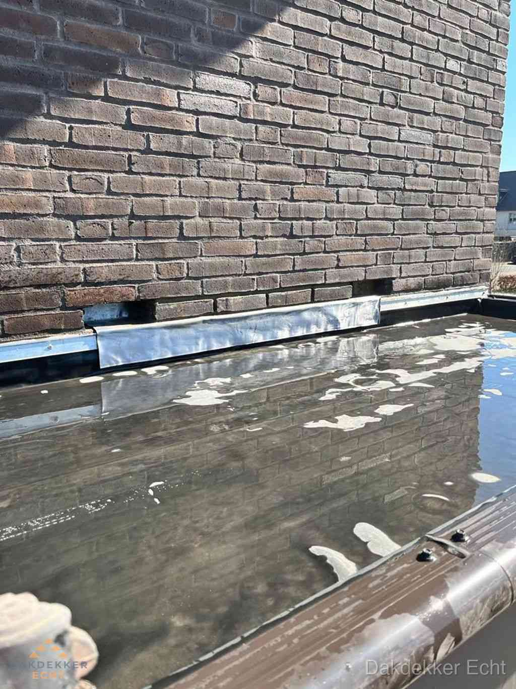 Lekkage Dak Repareren Echt Lekkage Dak Repareren Echt